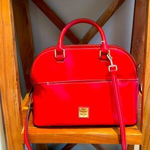 Red Dooney & Burke handbag.